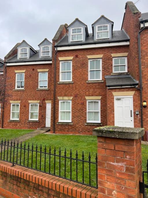Luxury Town Centre Apartment Walking Distance To Rsc Theatre Stratford-upon-Avon Exterior foto