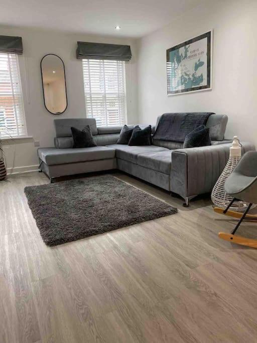 Luxury Town Centre Apartment Walking Distance To Rsc Theatre Stratford-upon-Avon Exterior foto